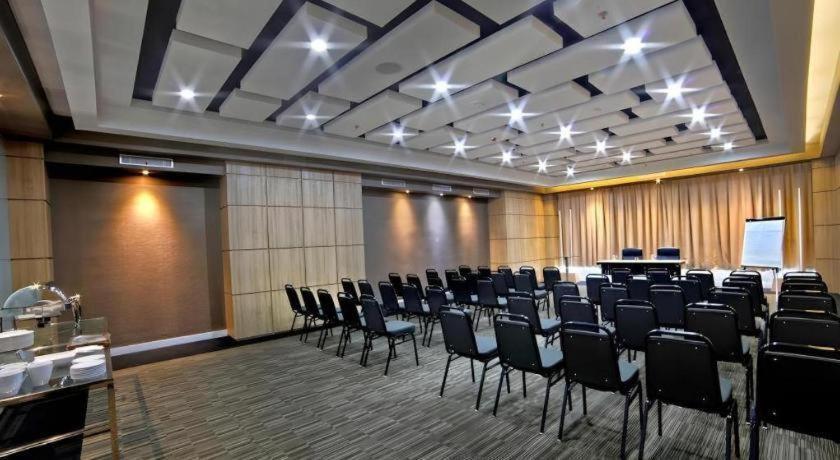 Brits Hotel Karawang Exterior photo