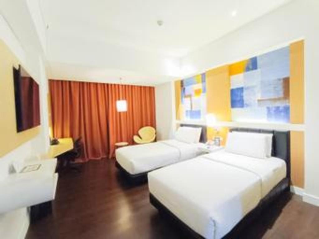 Brits Hotel Karawang Exterior photo