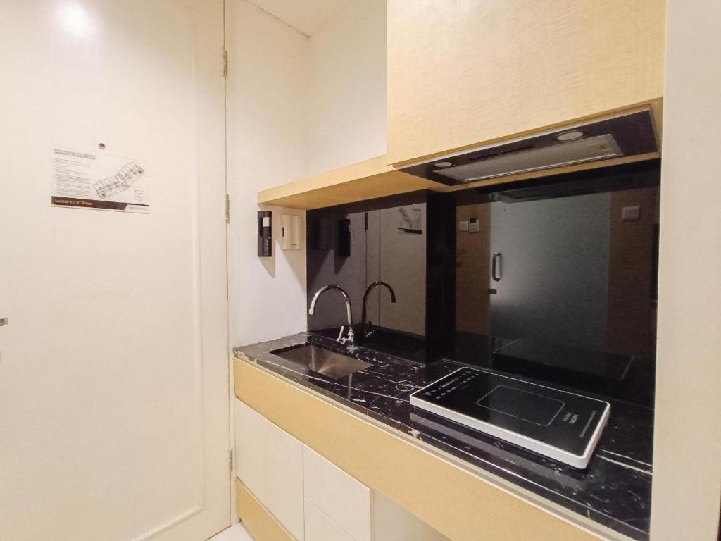 Brits Hotel Karawang Exterior photo